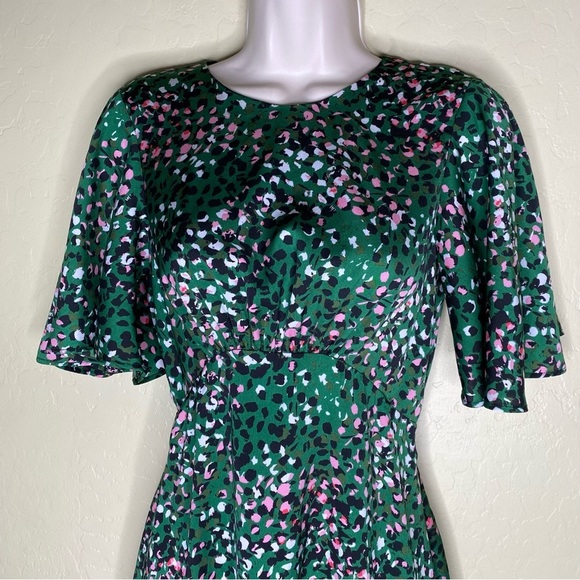 Topshop Animal Print Satin Open Back Green Flutter Sleeve Mini Dress Size 2 - Picture 6 of 16